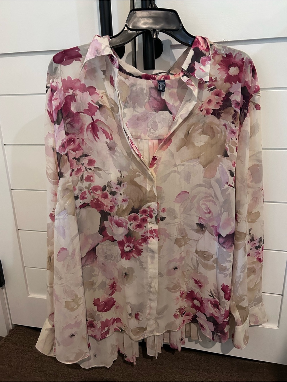Chaps Floral Sheer Button-Down Blouse in Pink and Beige Size 3X